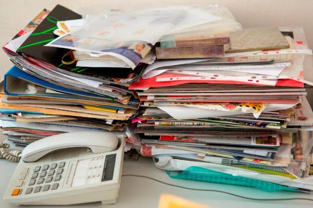 Common Characteristics of a Clutter Clearer